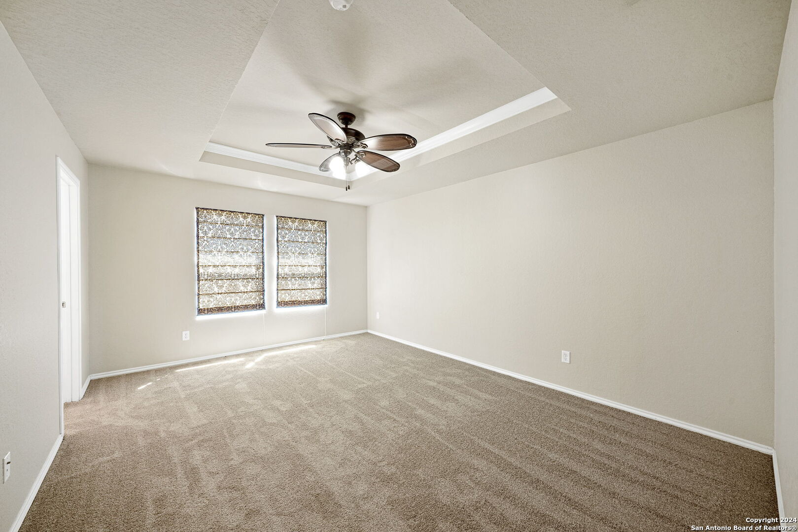 470 Walnut Crst