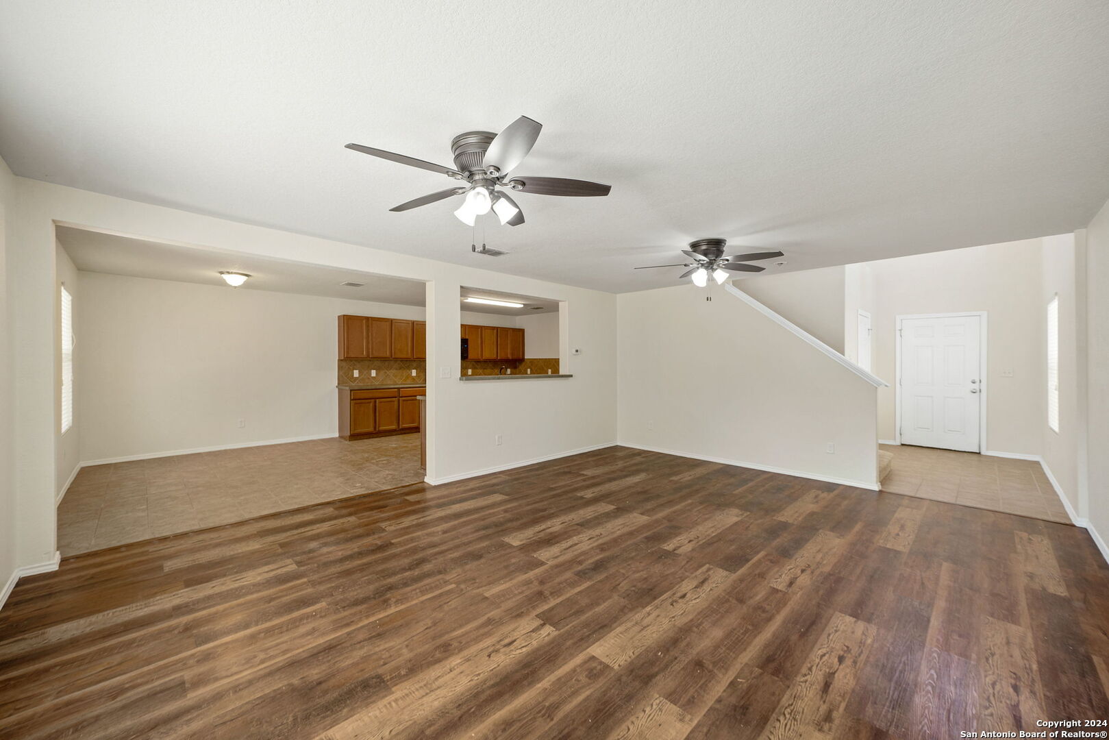 470 Walnut Crst