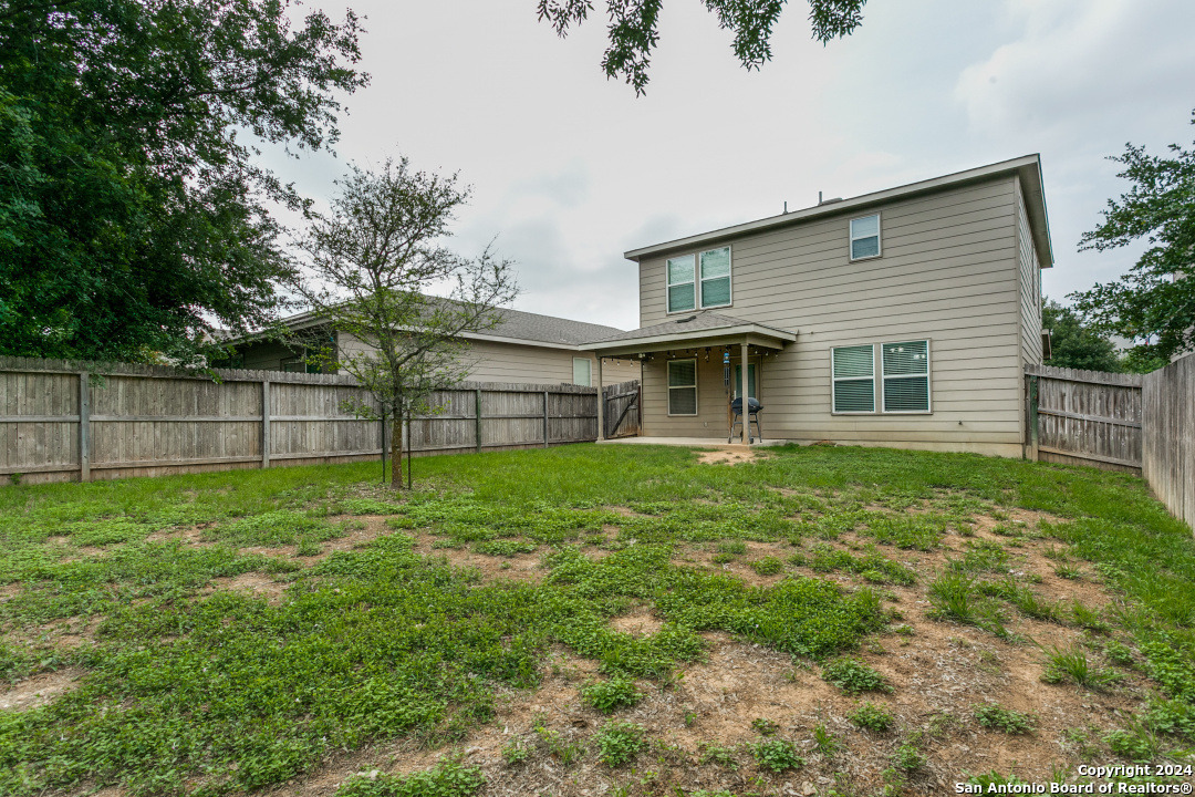 470 Walnut Crst