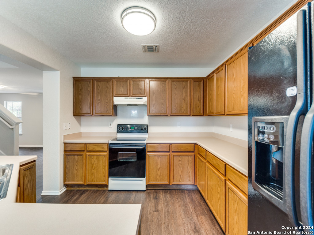 8738 VERANDA CT