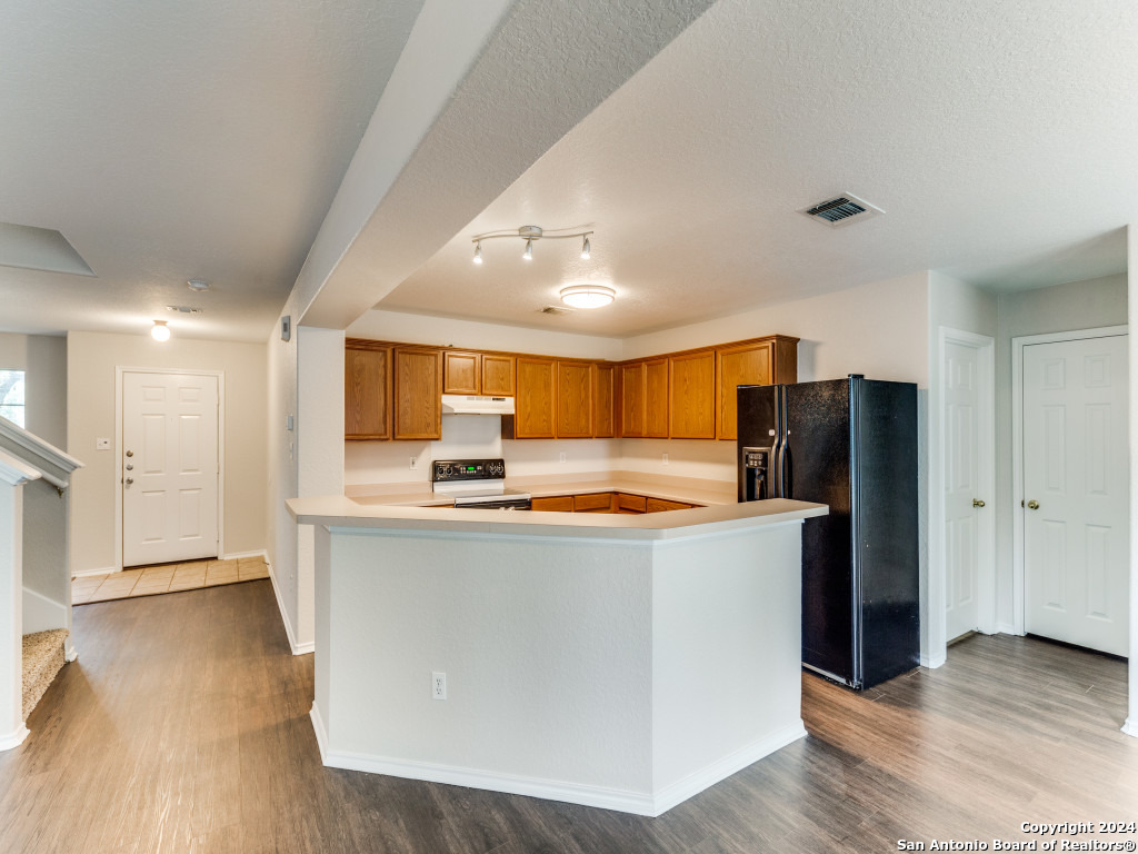 8738 VERANDA CT
