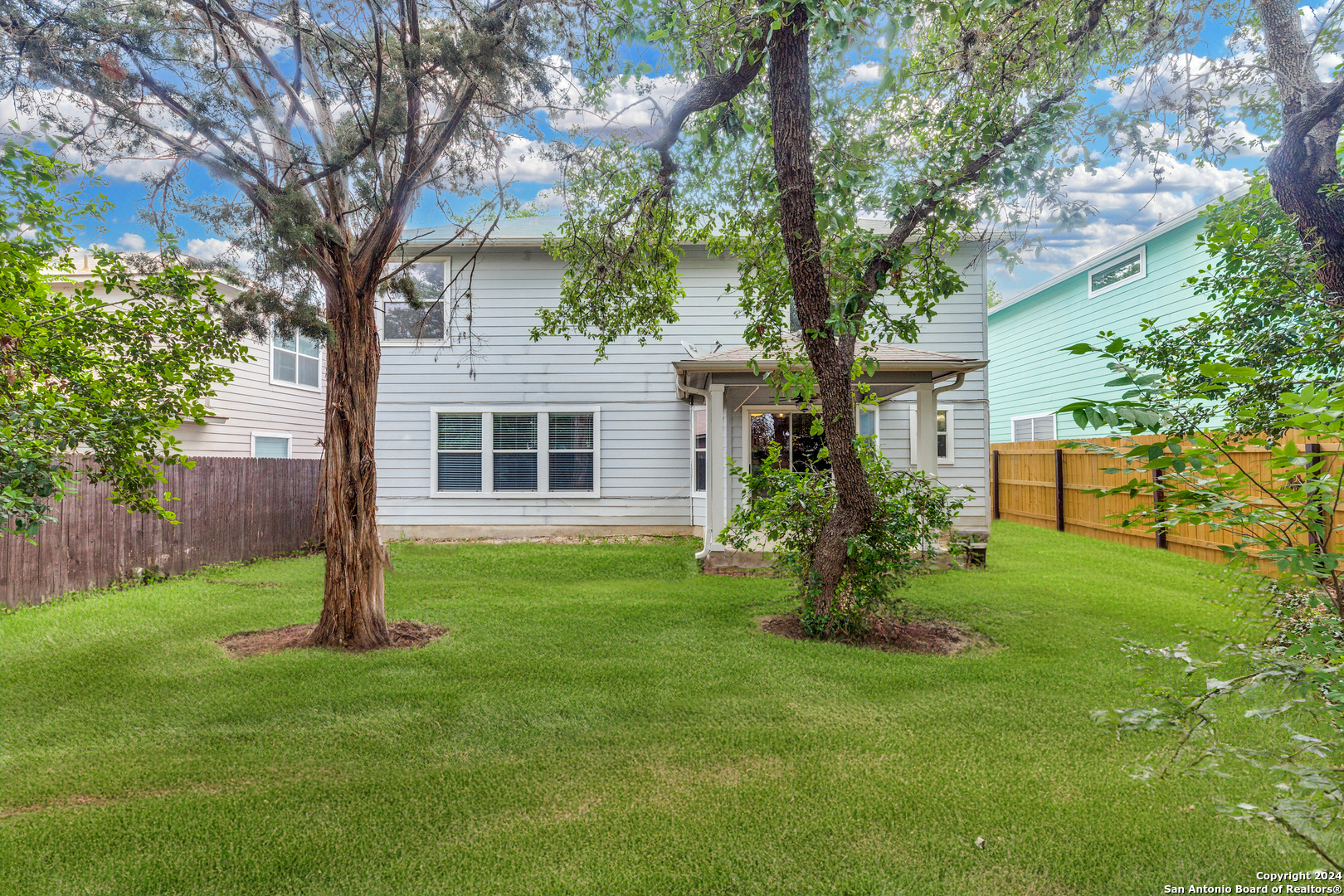 8738 VERANDA CT