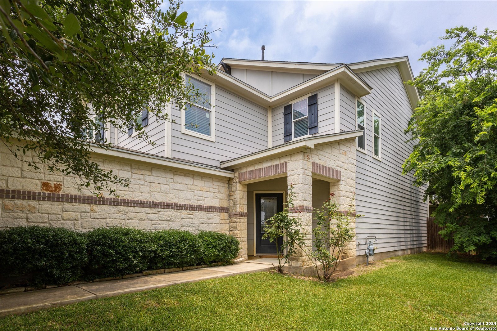 209 HORSE HILL