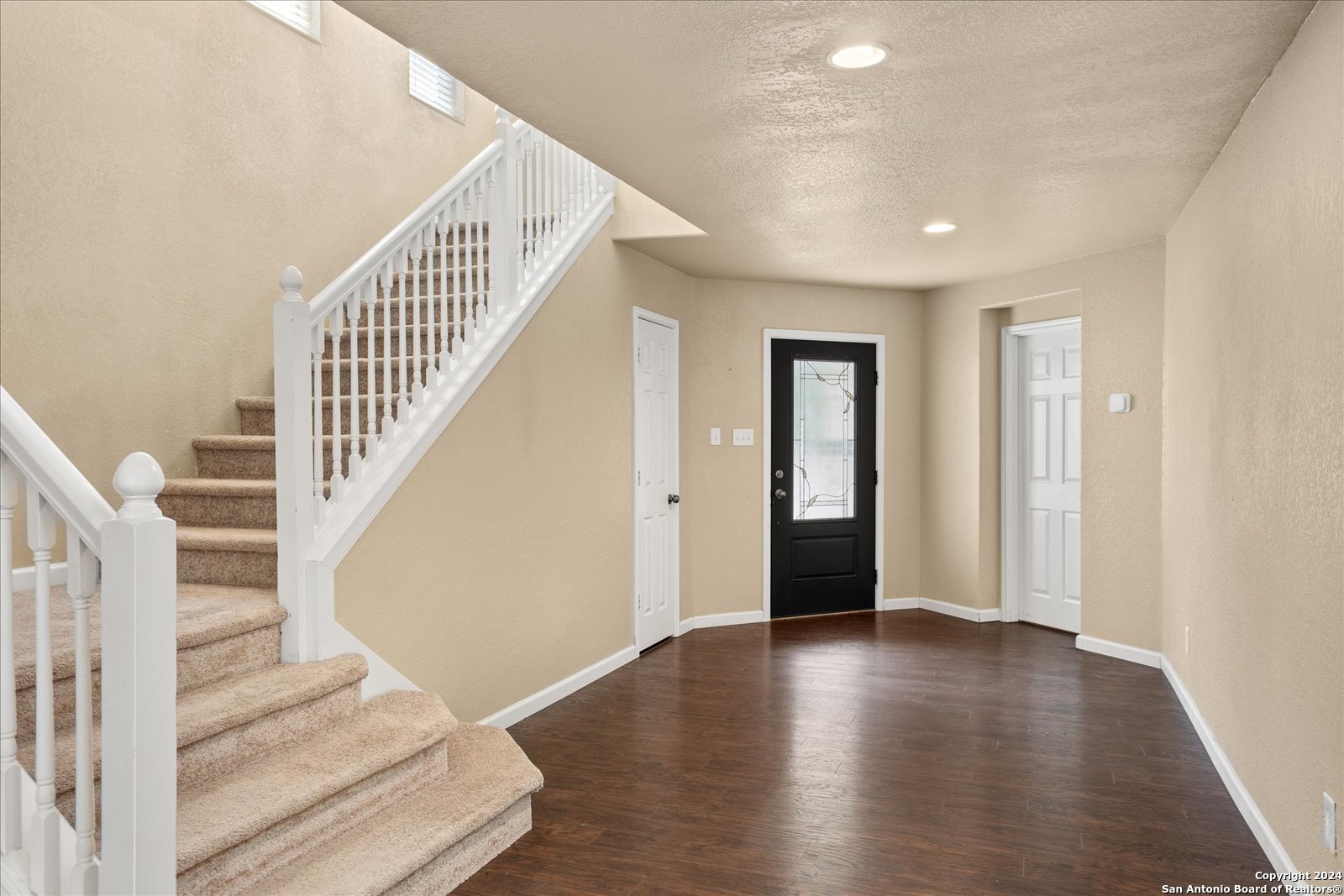 209 HORSE HILL