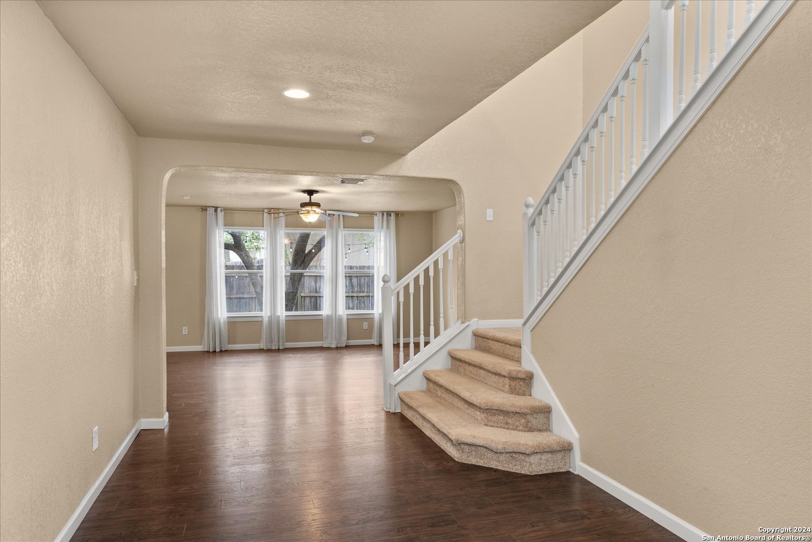 209 HORSE HILL