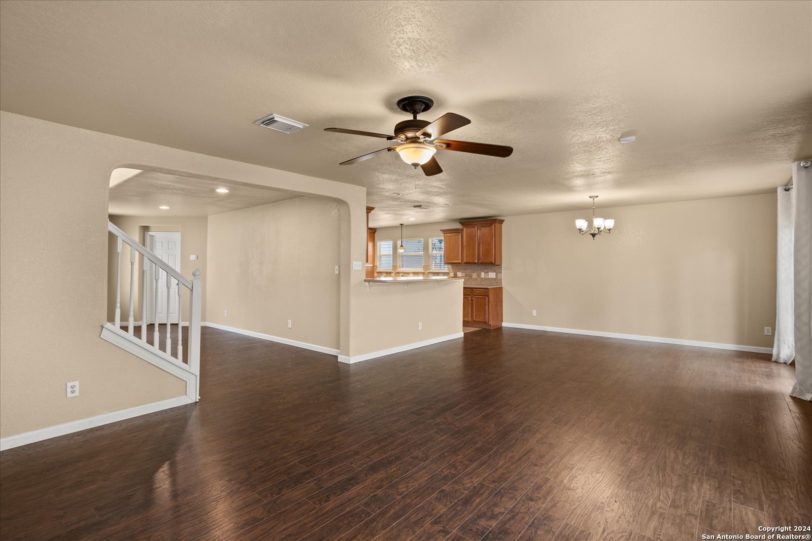 209 HORSE HILL