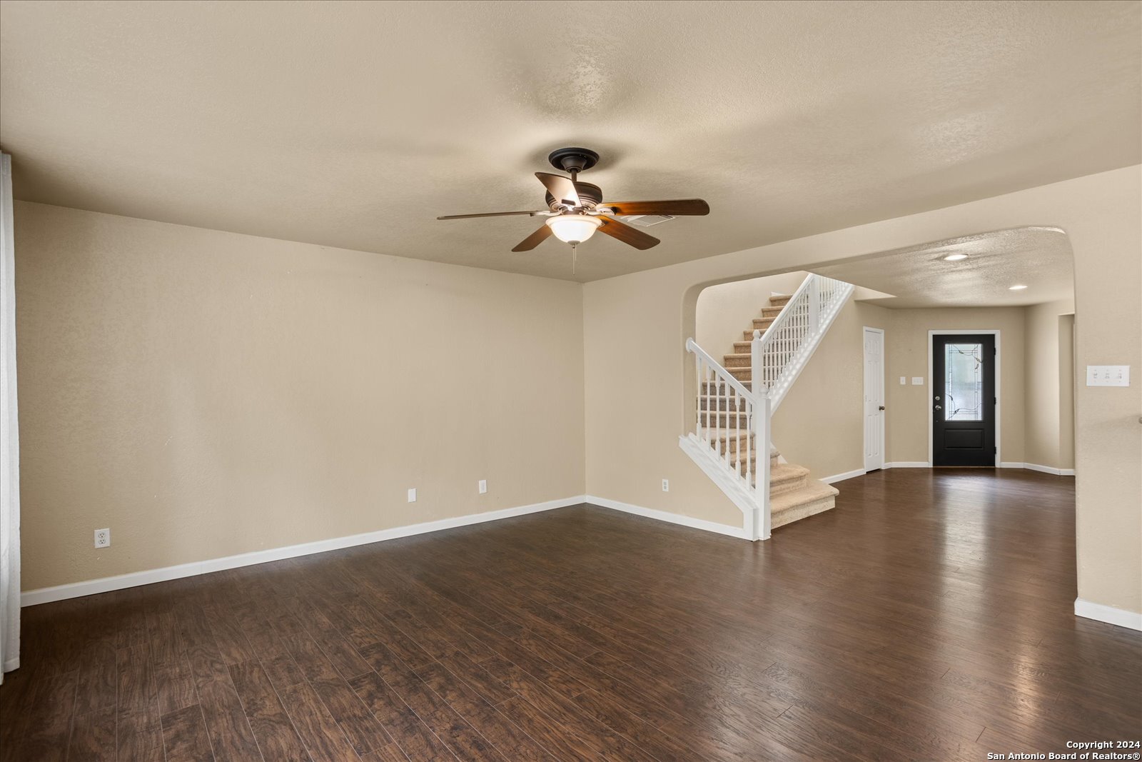 209 HORSE HILL