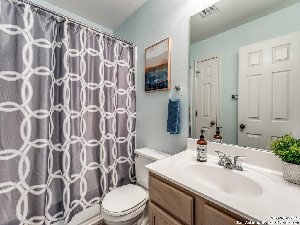 2907 ENCINO WOODS