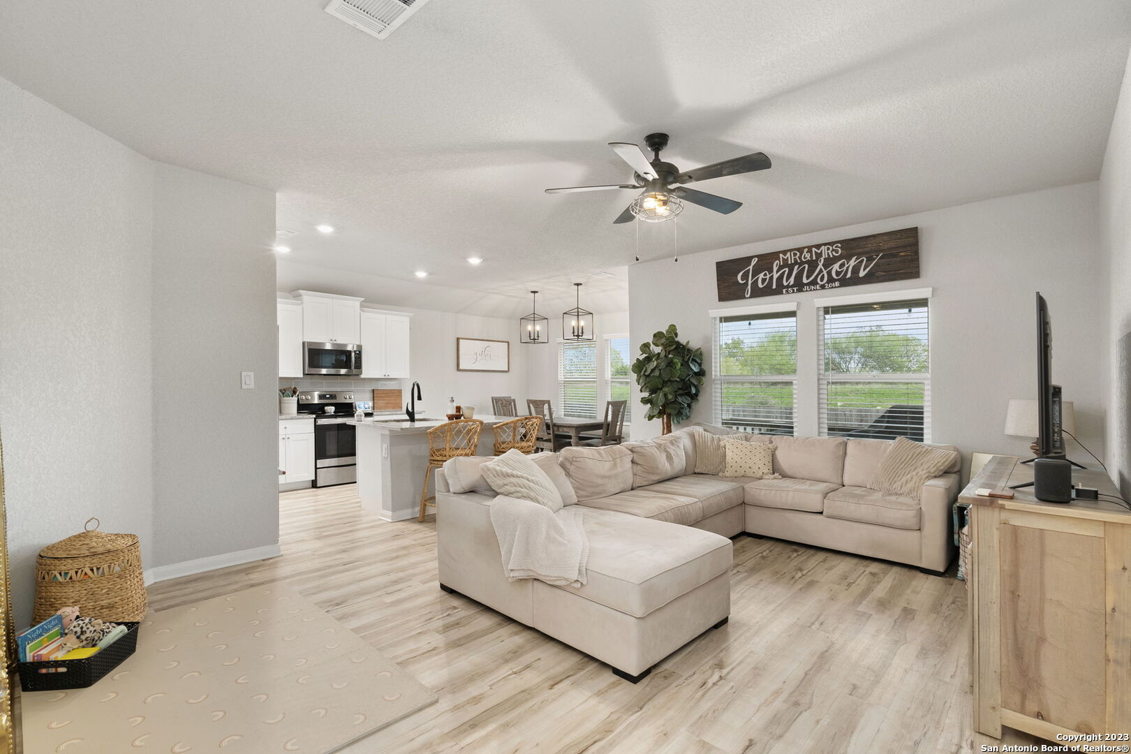 1161 HAVENS CROSS