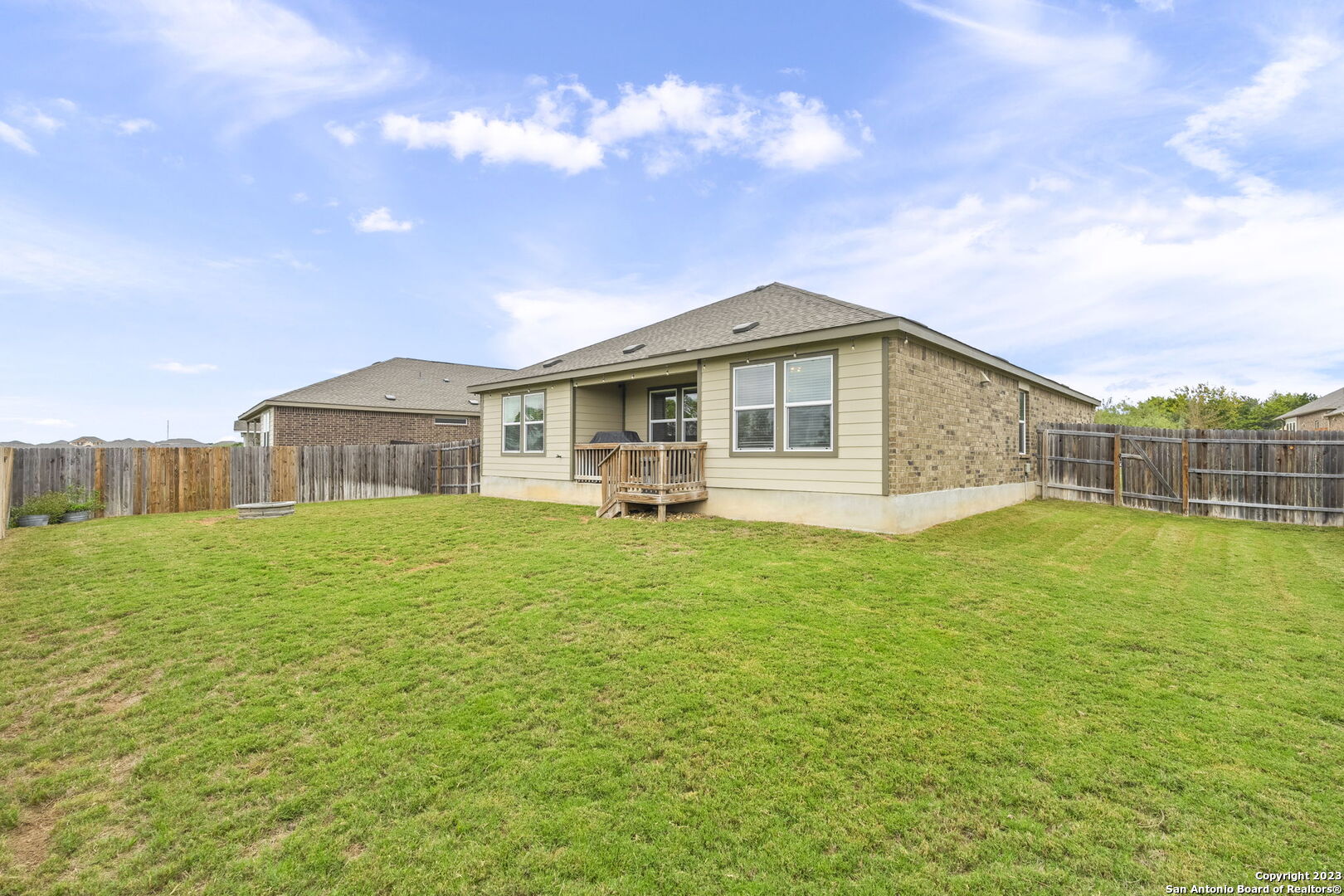 1161 HAVENS CROSS