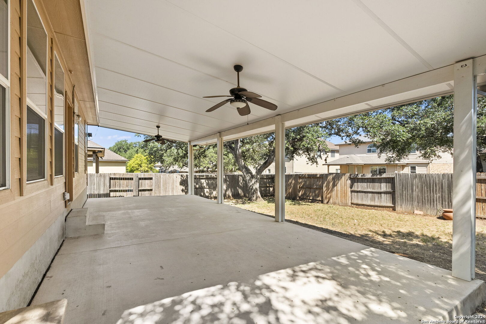 23035 Airedale Ln
