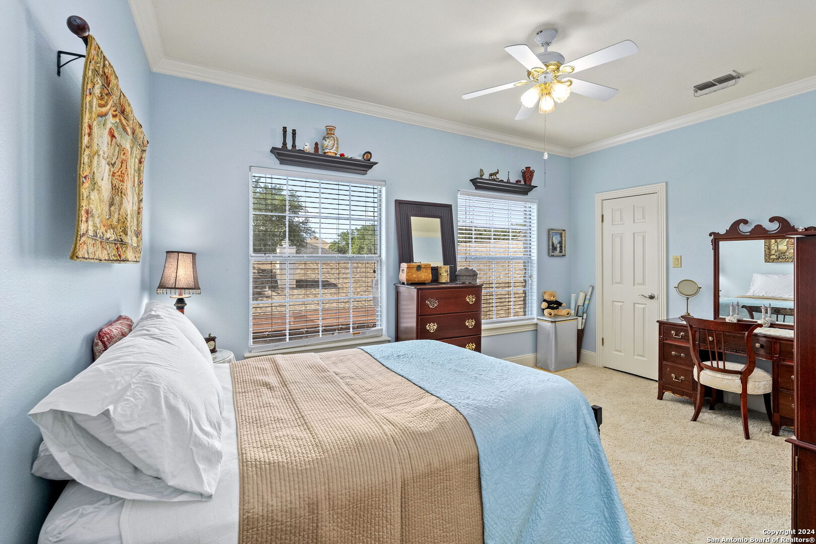 15 INWOOD HEIGHTS DR