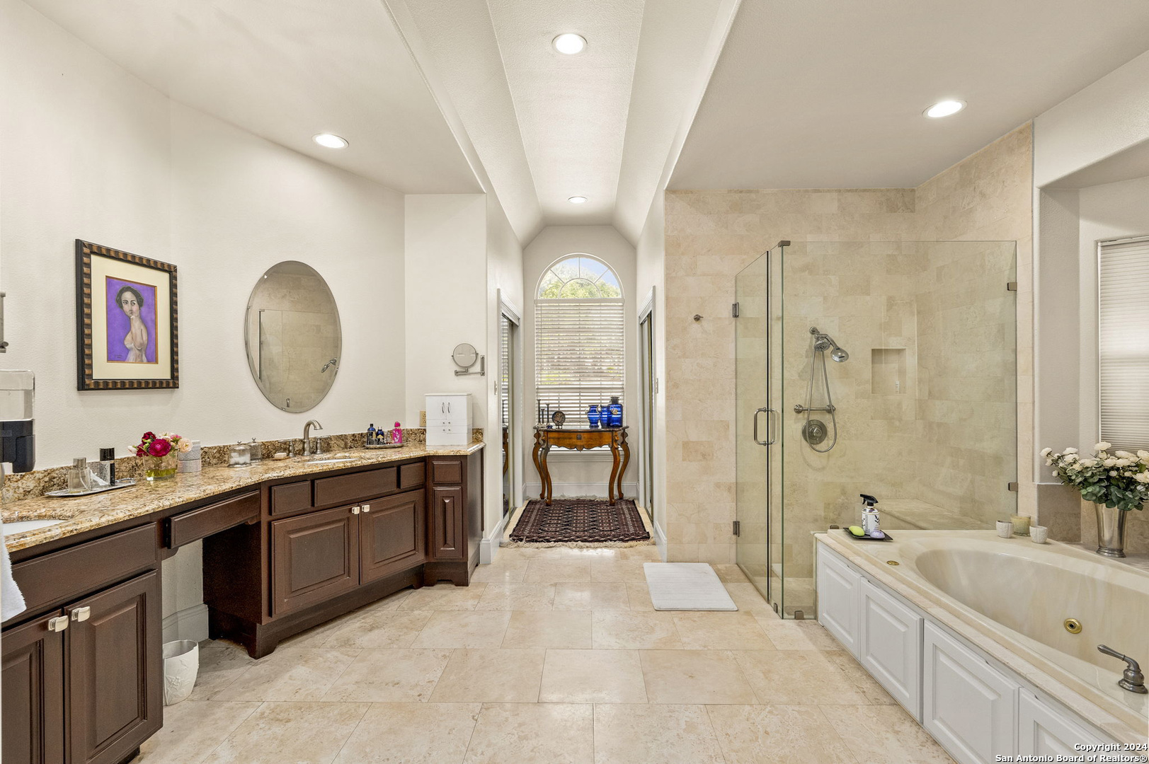 15 INWOOD HEIGHTS DR