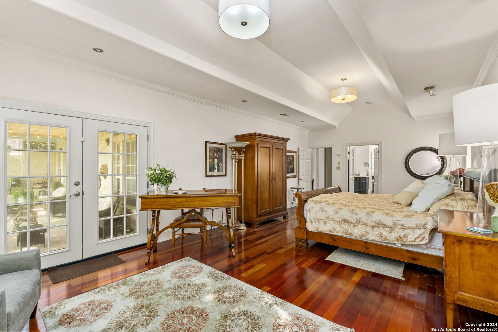 15 INWOOD HEIGHTS DR