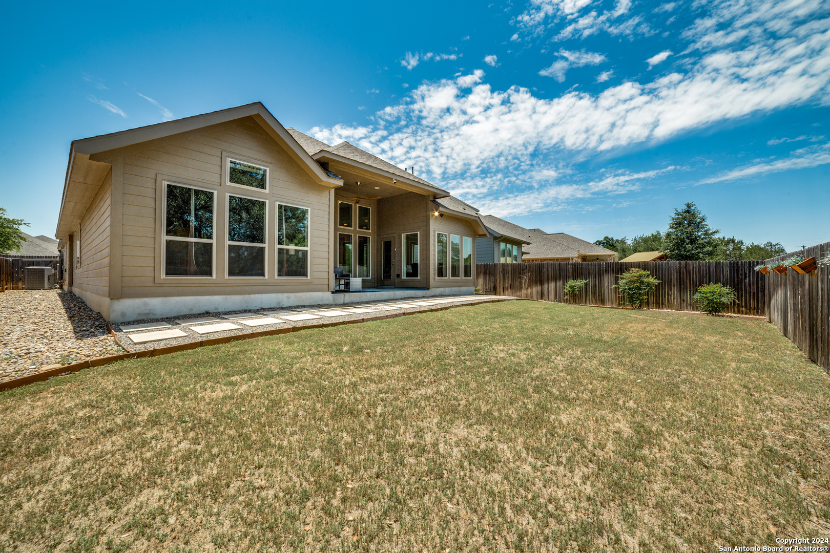14419 NAUTICO DR