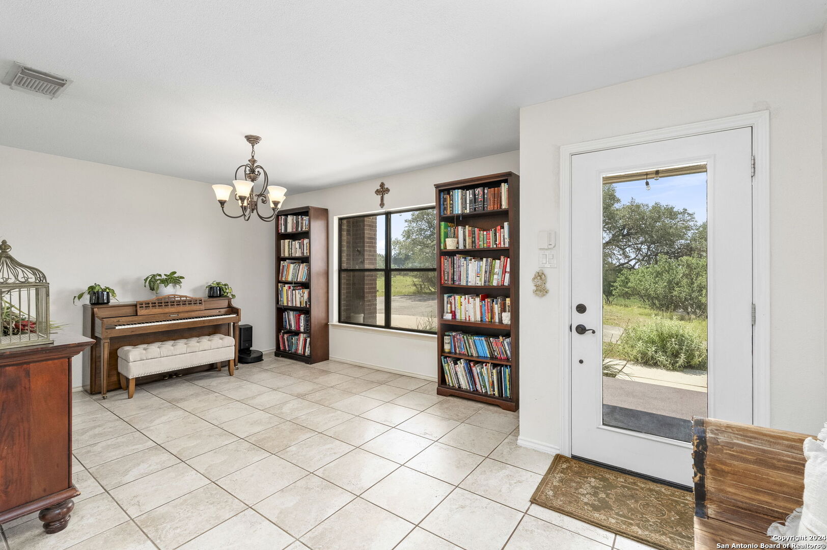 508 Red Oak Drive