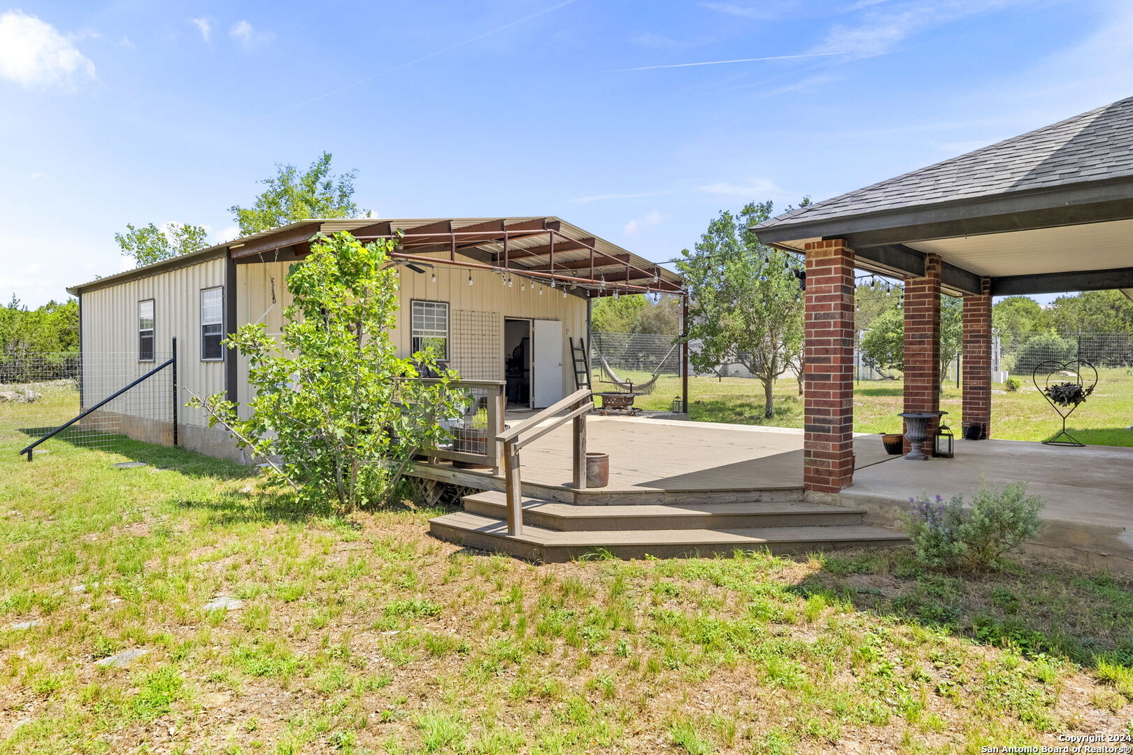 508 Red Oak Drive