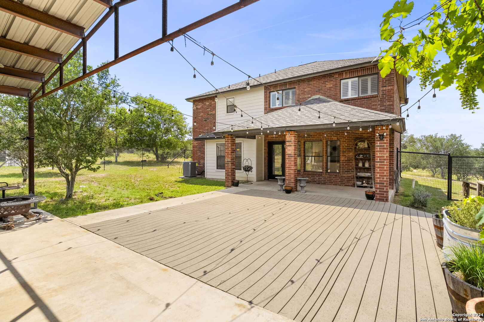 508 Red Oak Drive
