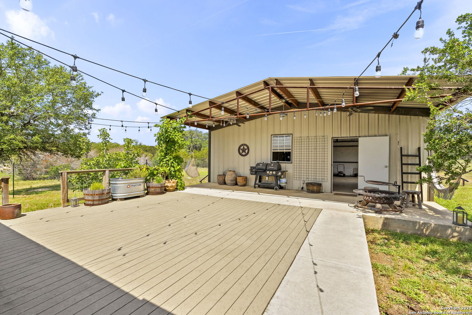 508 Red Oak Drive