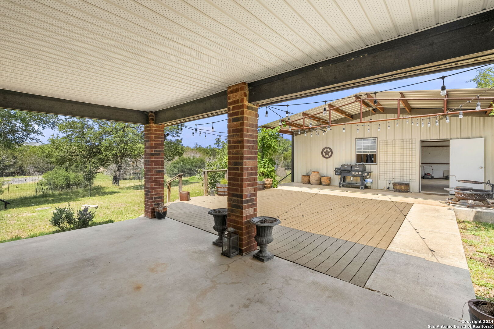 508 Red Oak Drive