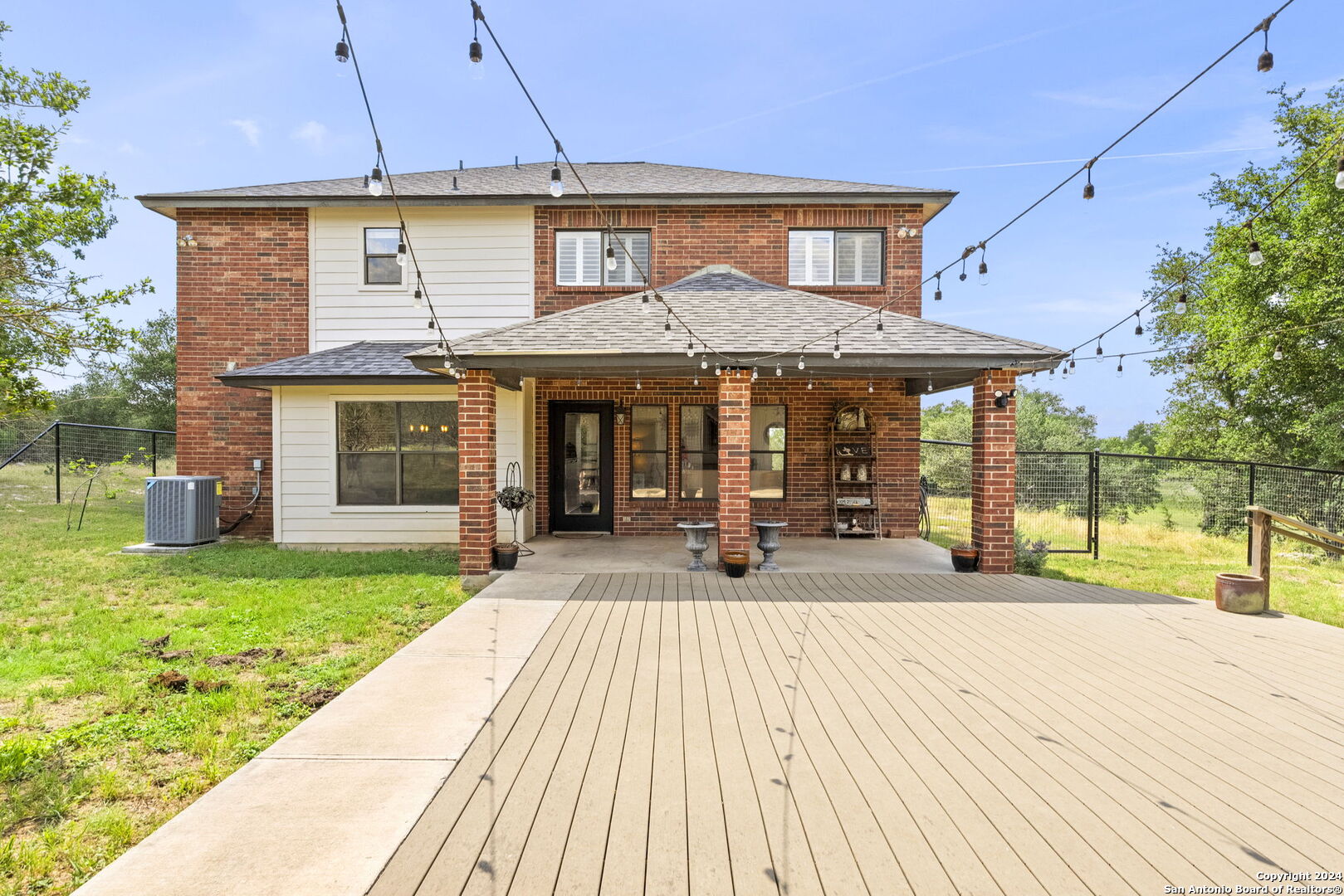 508 Red Oak Drive