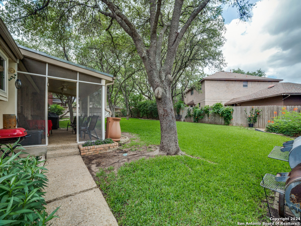 8611 CHEVIOT HTS