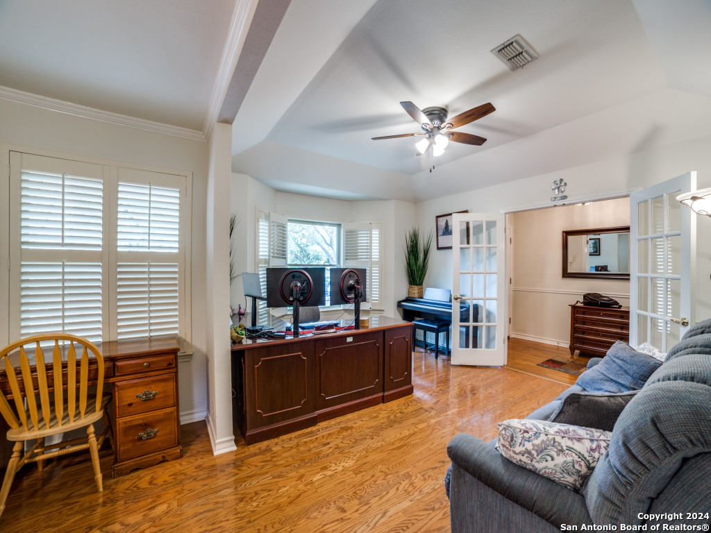 8611 CHEVIOT HTS