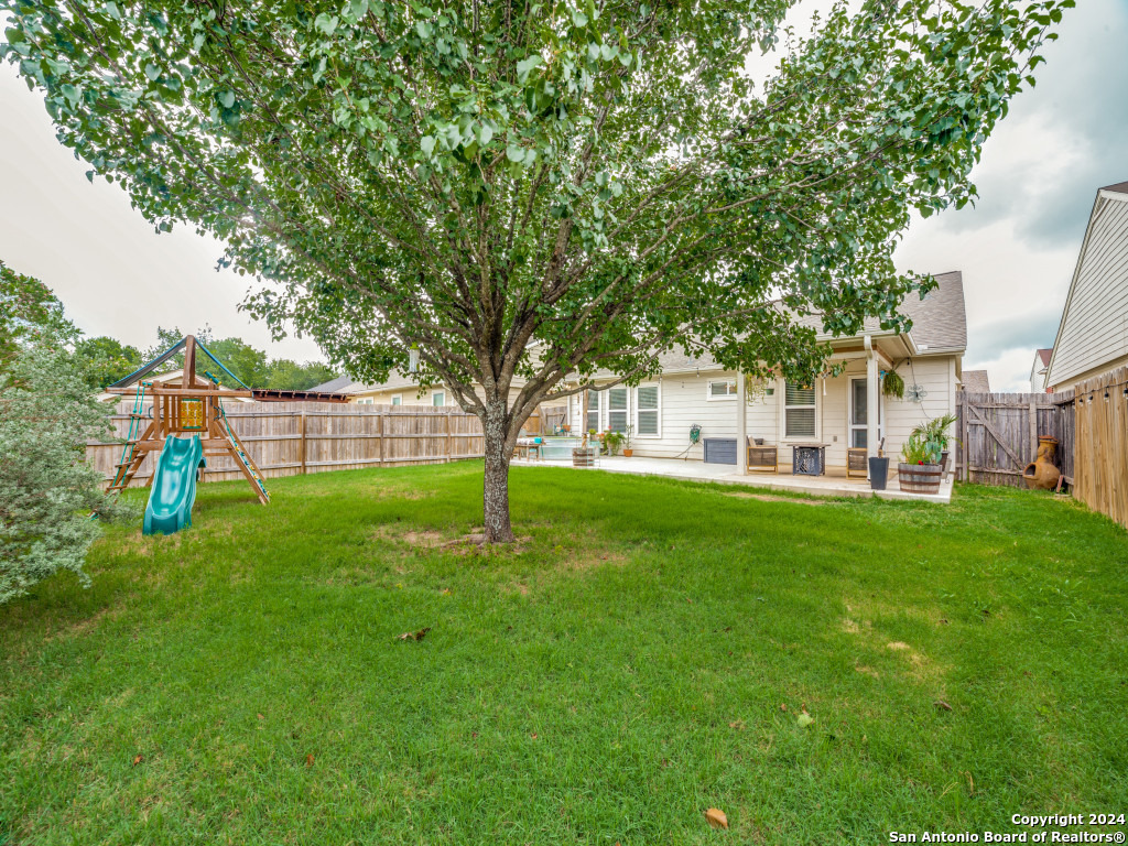 11711 OAKDALE MDW