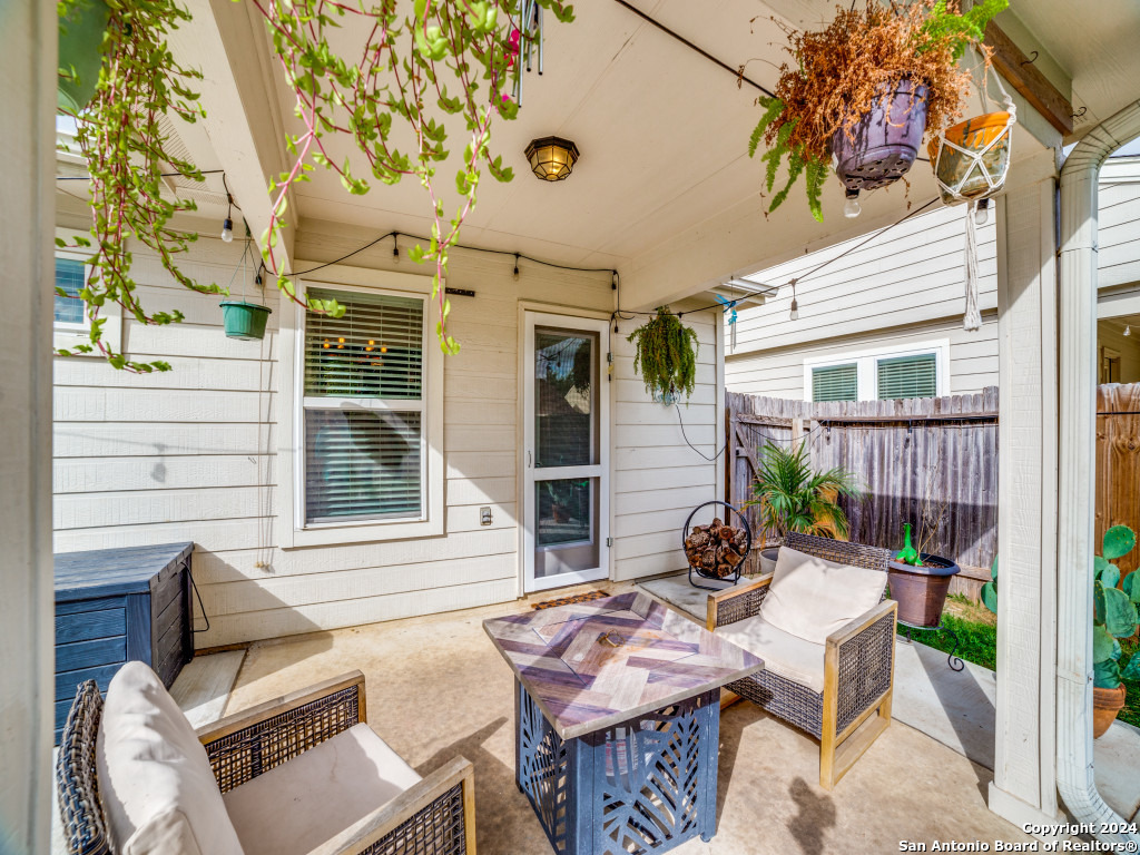 11711 OAKDALE MDW