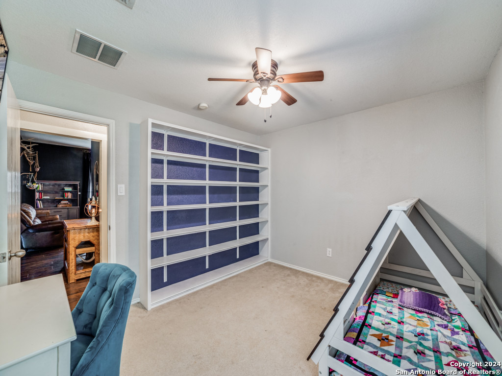 11711 OAKDALE MDW