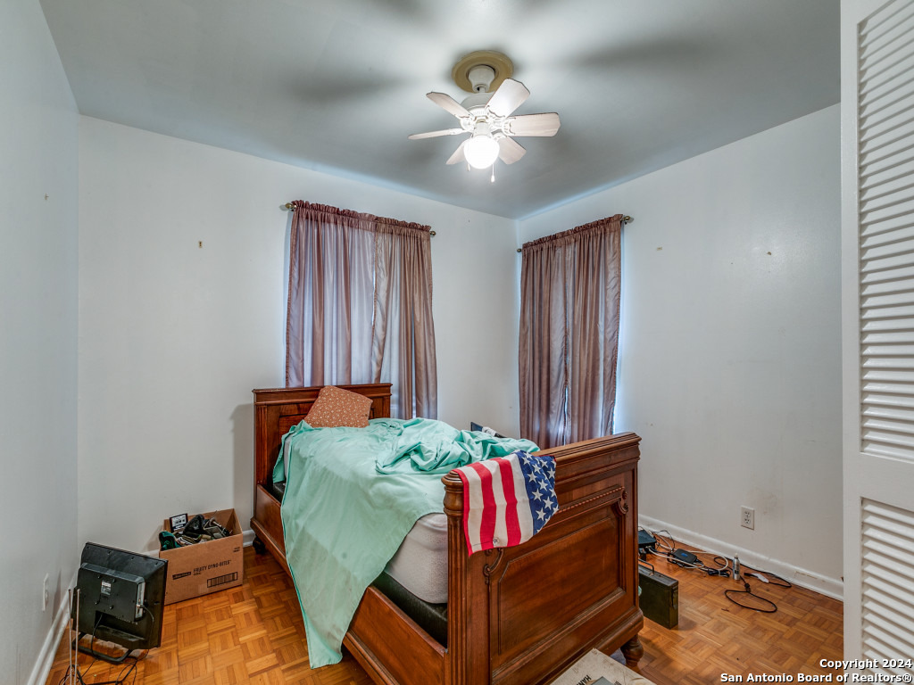 3619 DR