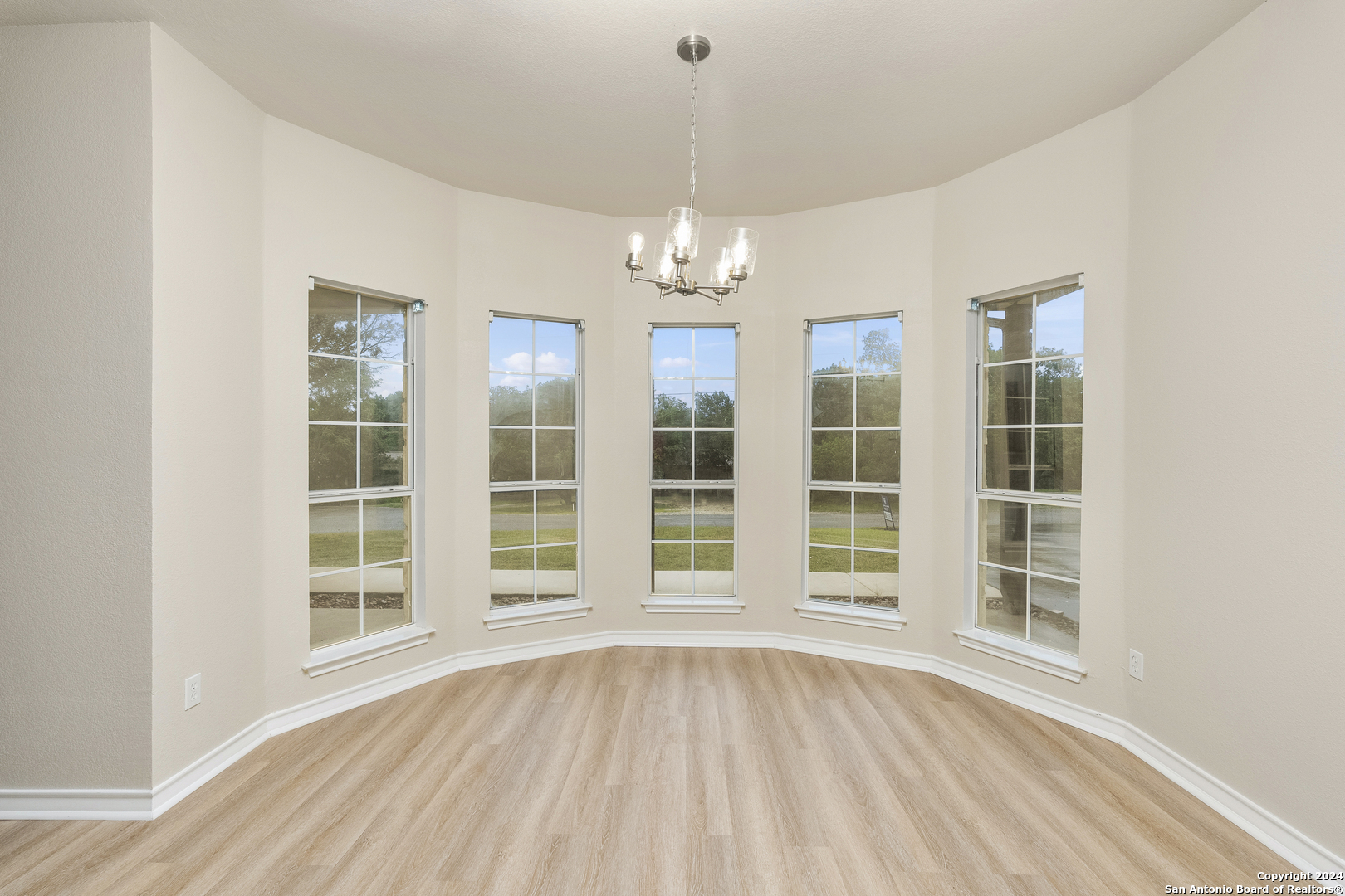 101 REDBIRD COURT