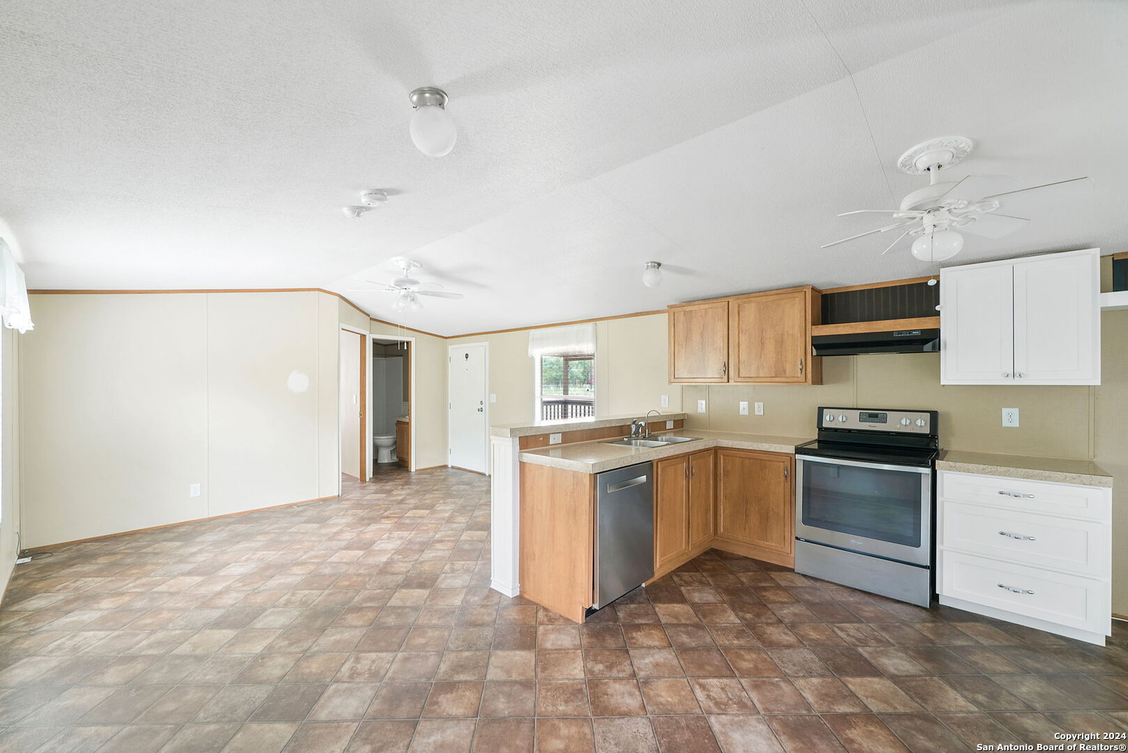 105 Bridlewood Path