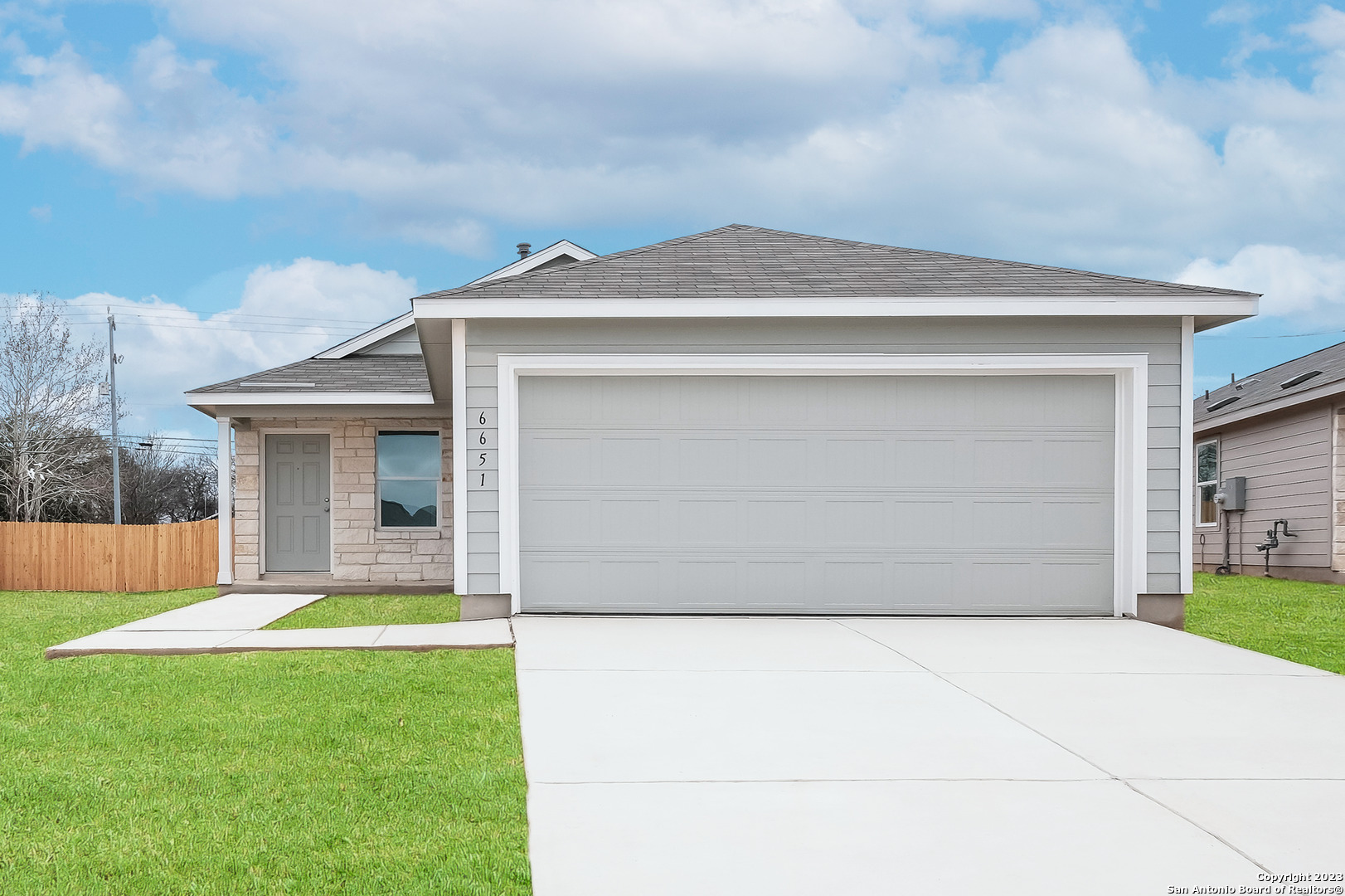 105 Fisher Place