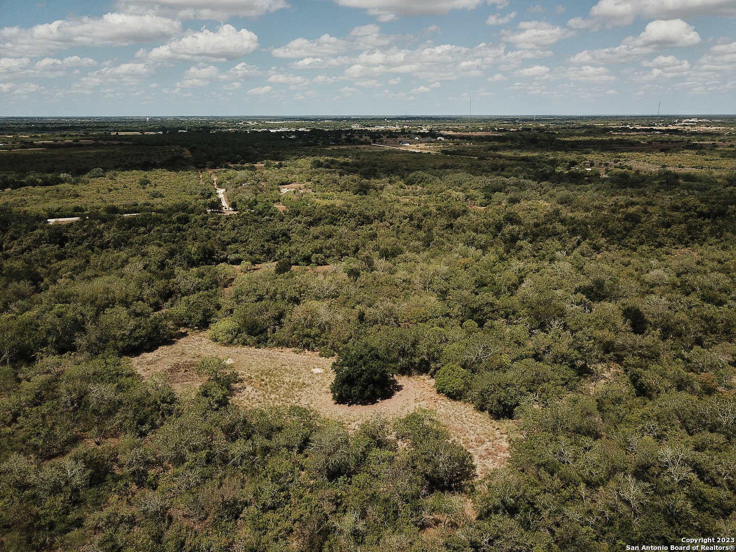 000 E Hwy 59 N Side