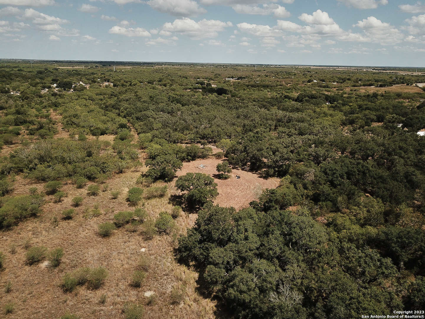 000 E Hwy 59 N Side