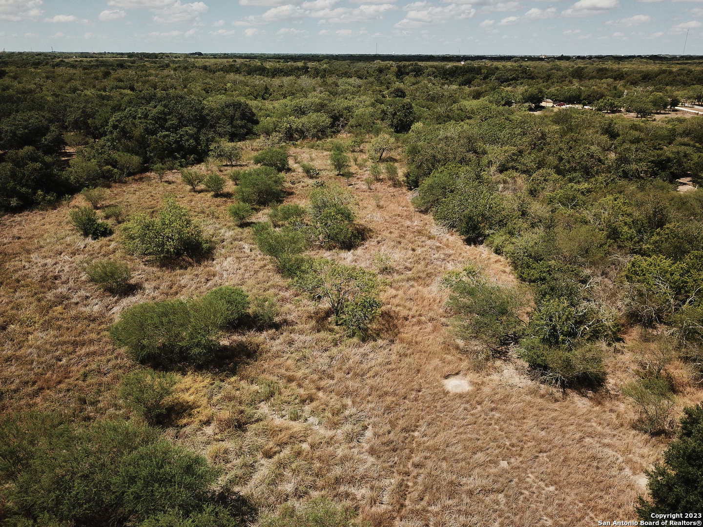 000 E Hwy 59 N Side