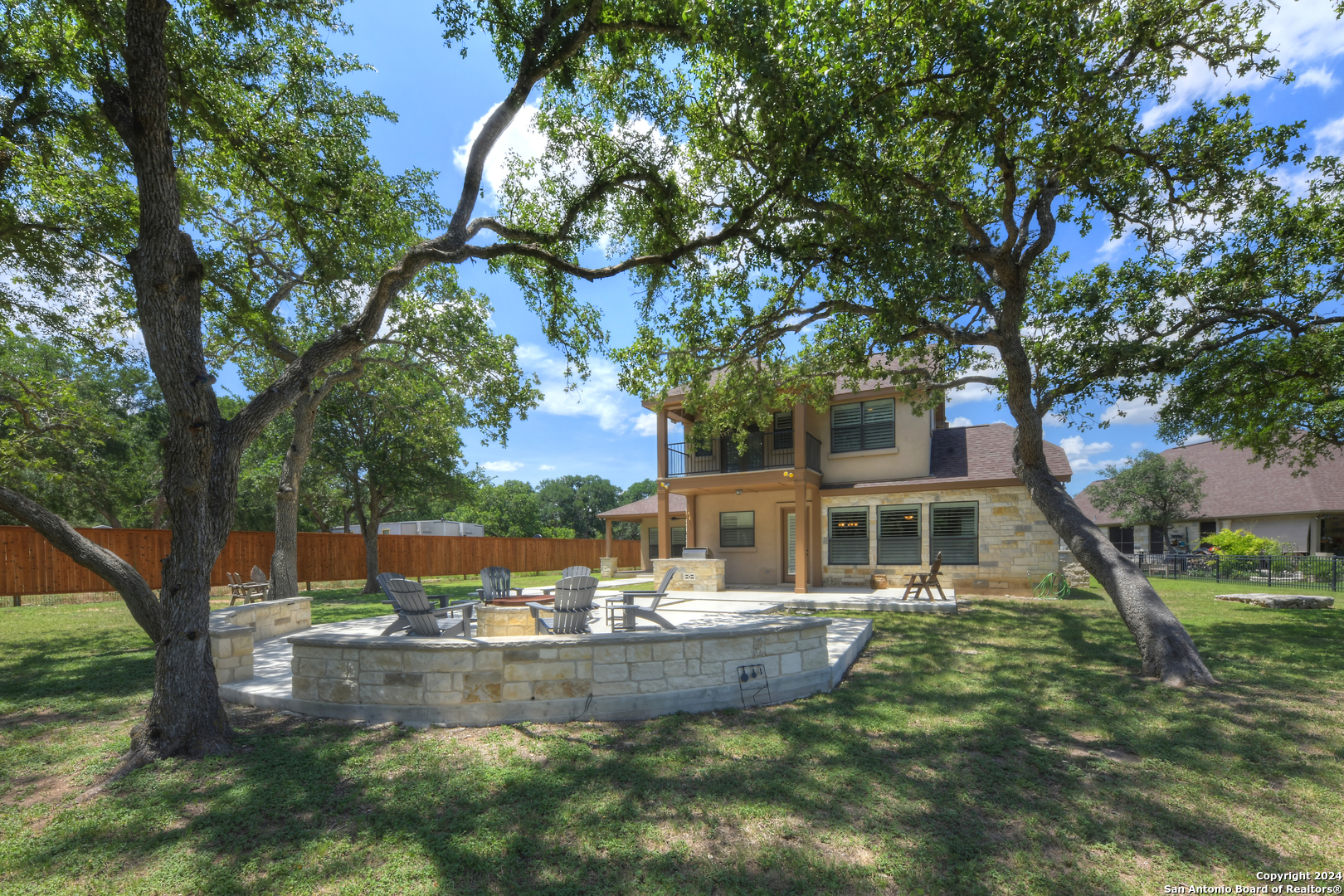 707 CARRIAGE HOUSE 24