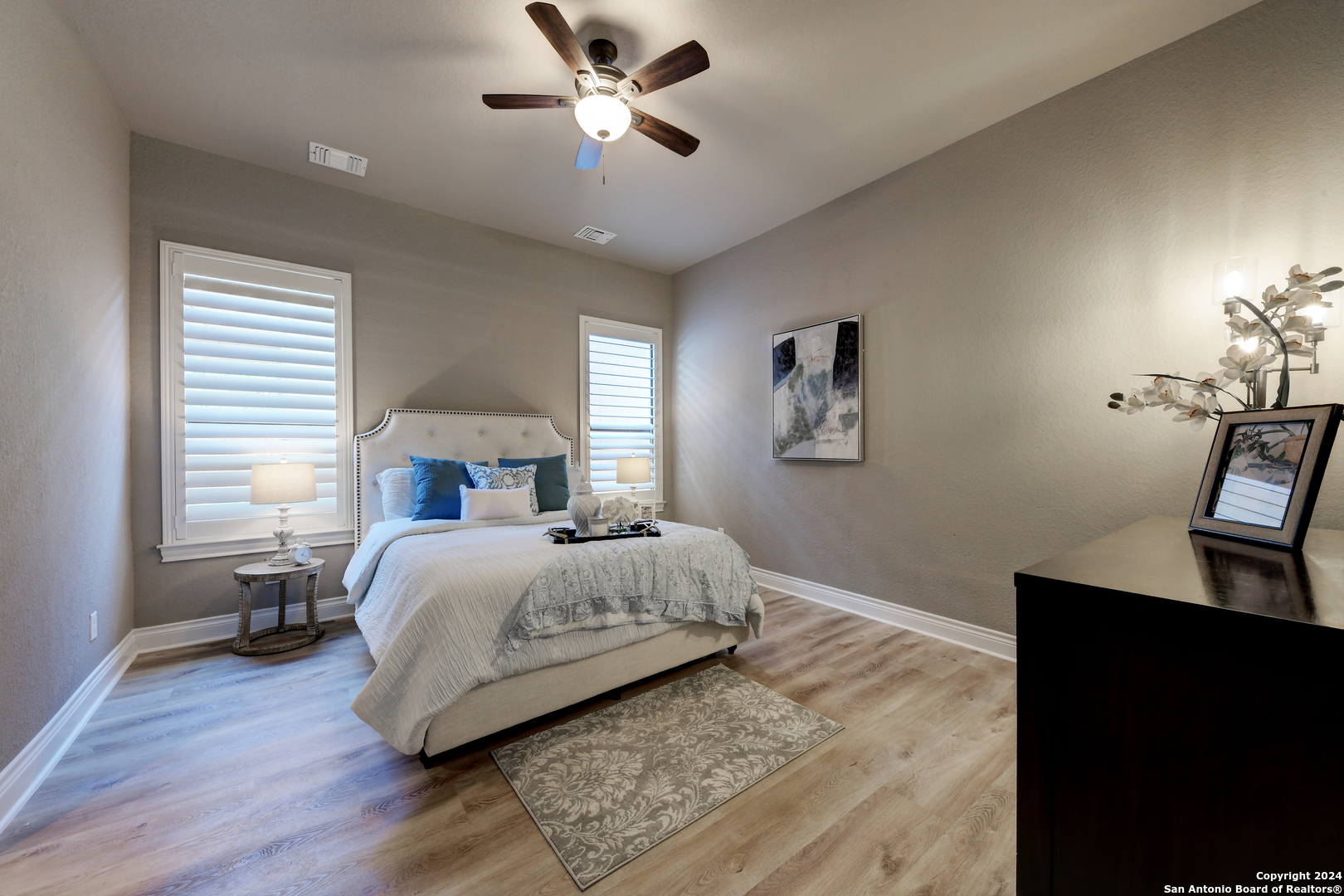 707 CARRIAGE HOUSE 24