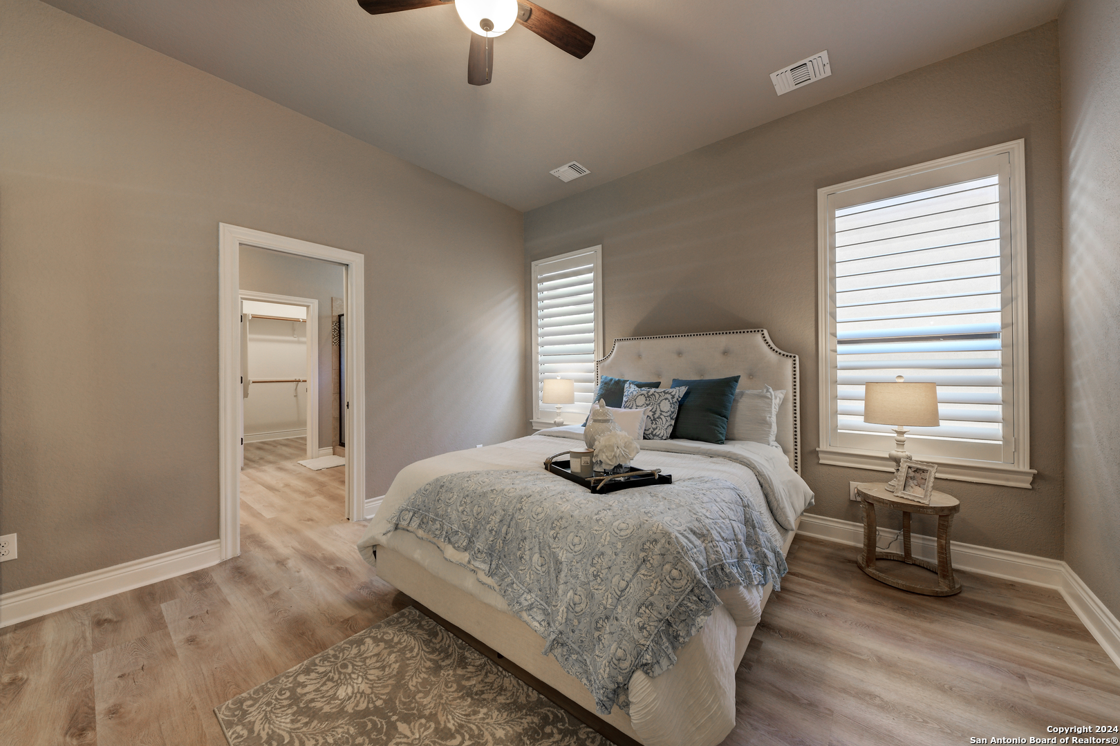 707 CARRIAGE HOUSE 24