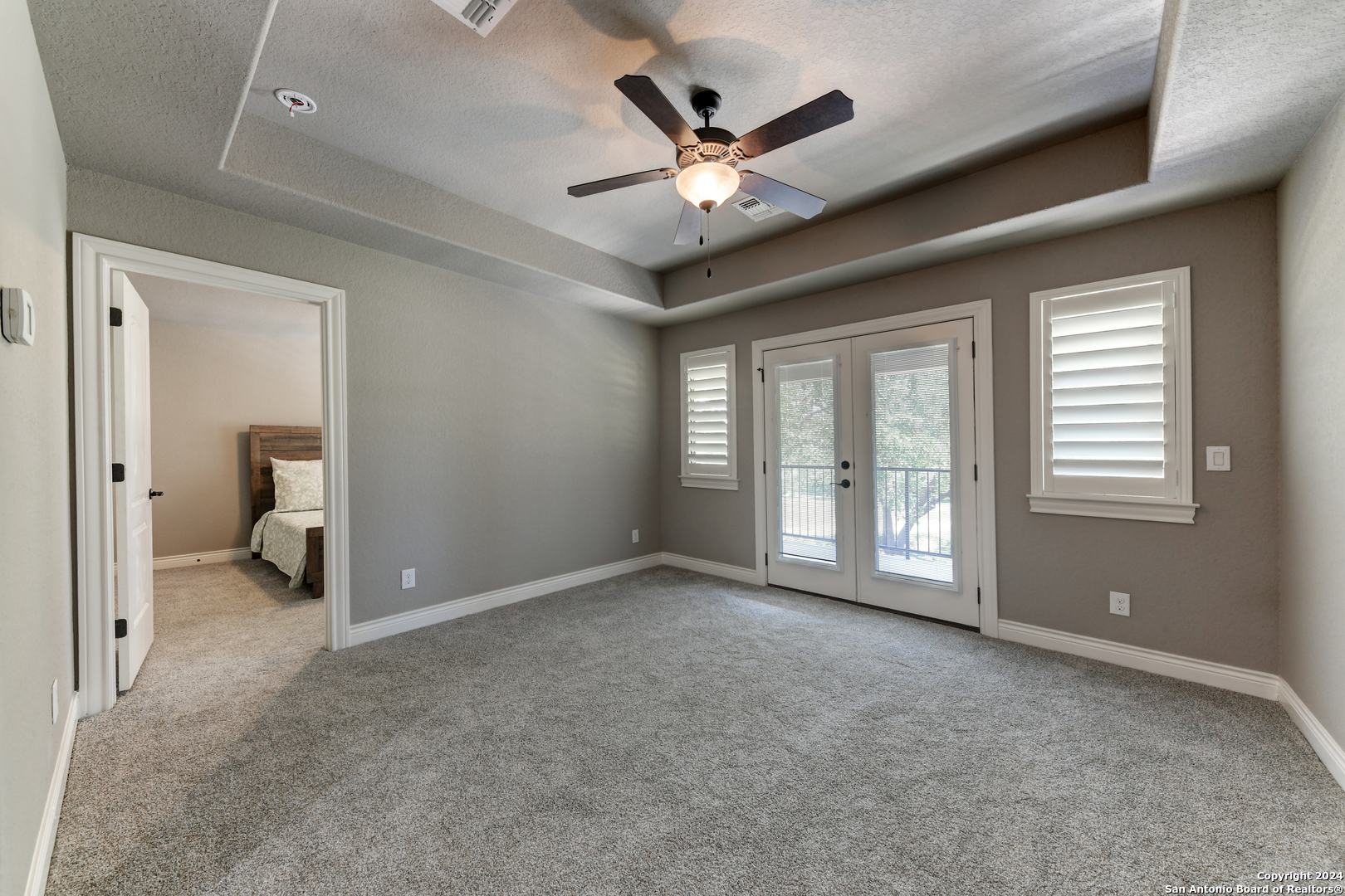 707 CARRIAGE HOUSE 24