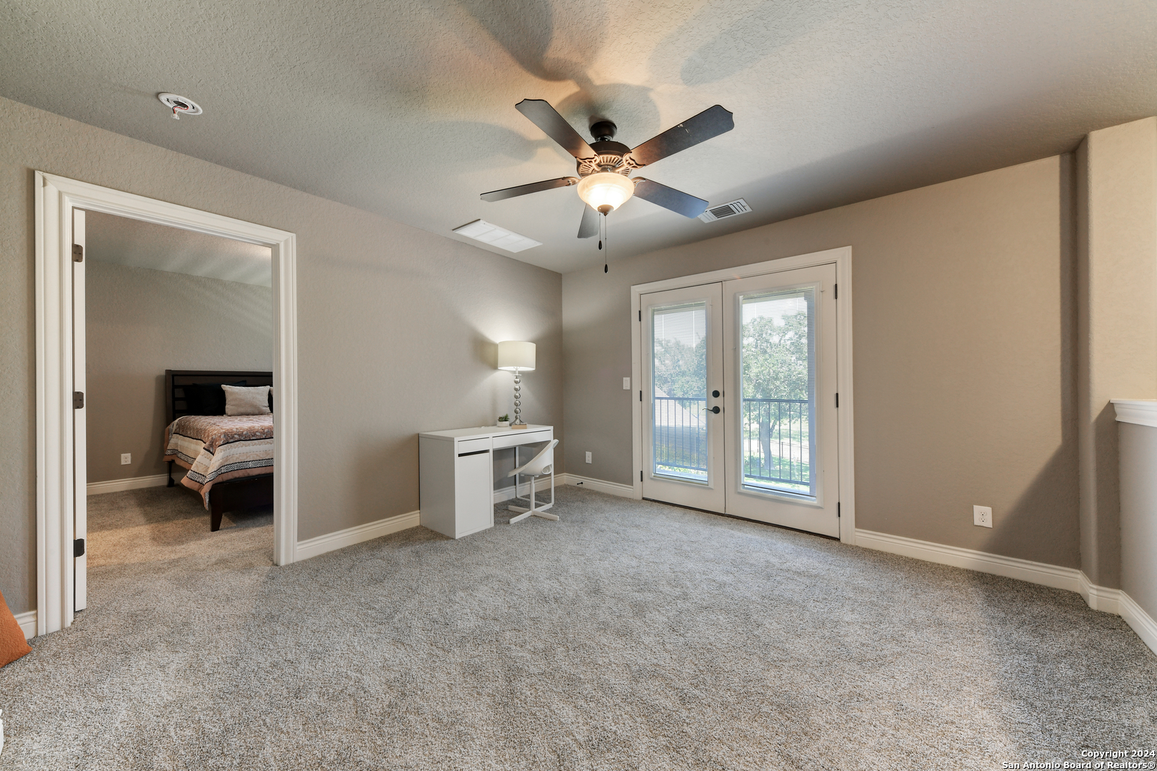 707 CARRIAGE HOUSE 24