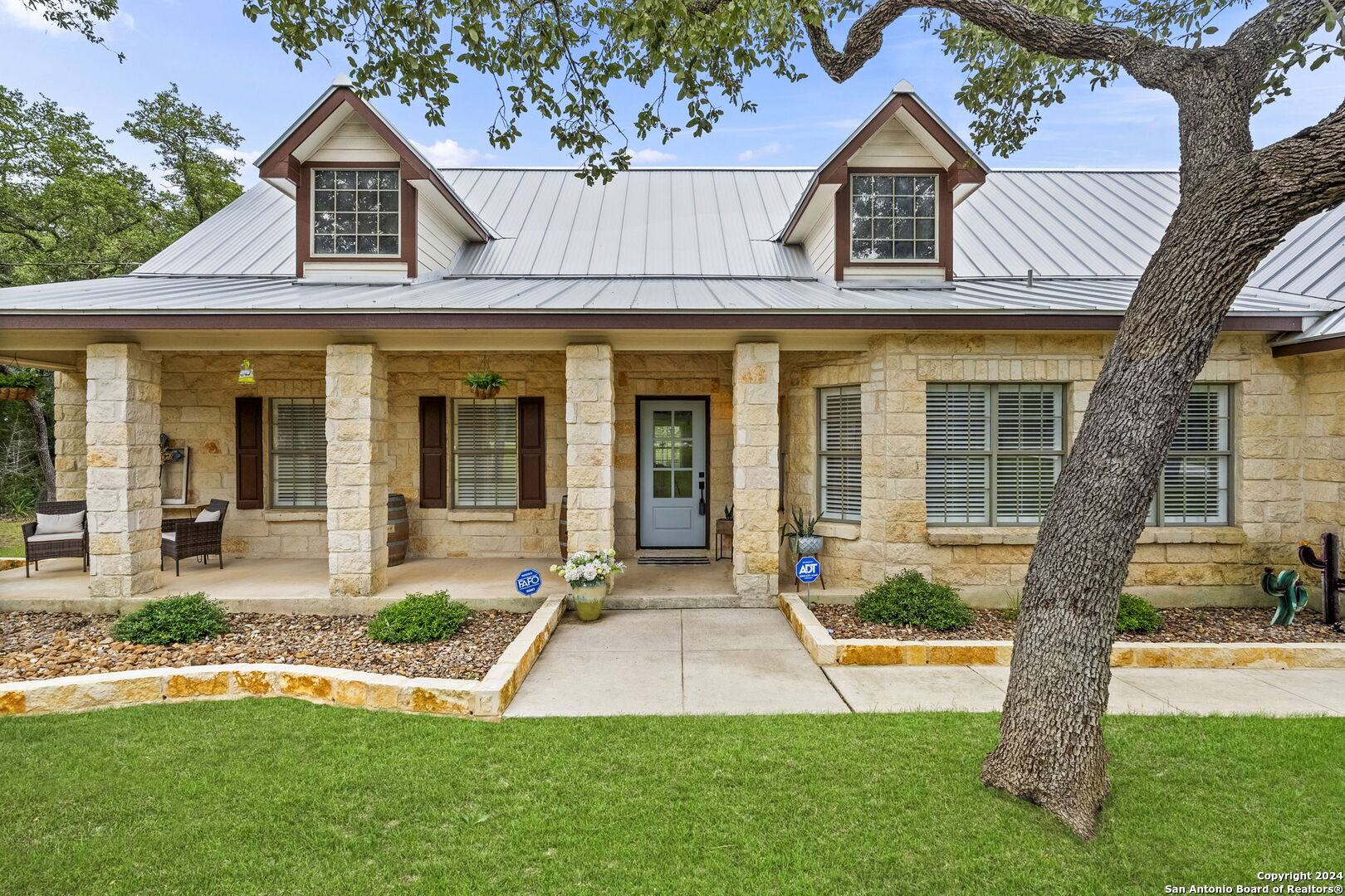 265 VERDE TRACE