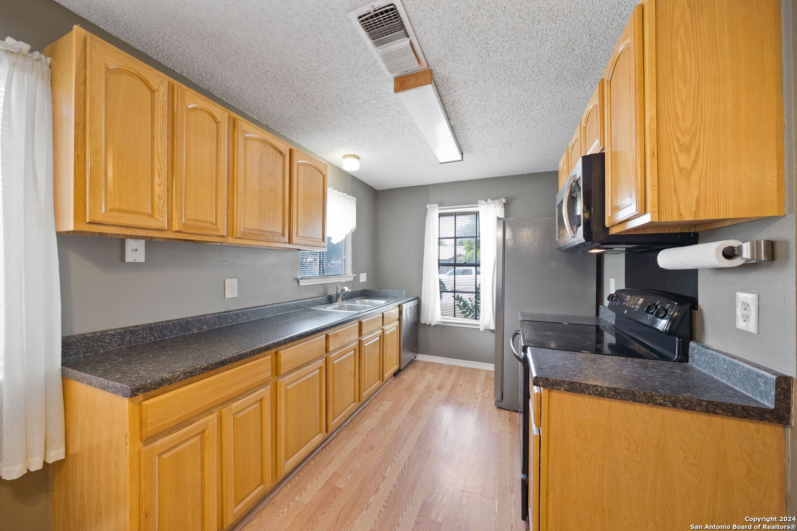 7208 HARDESTY