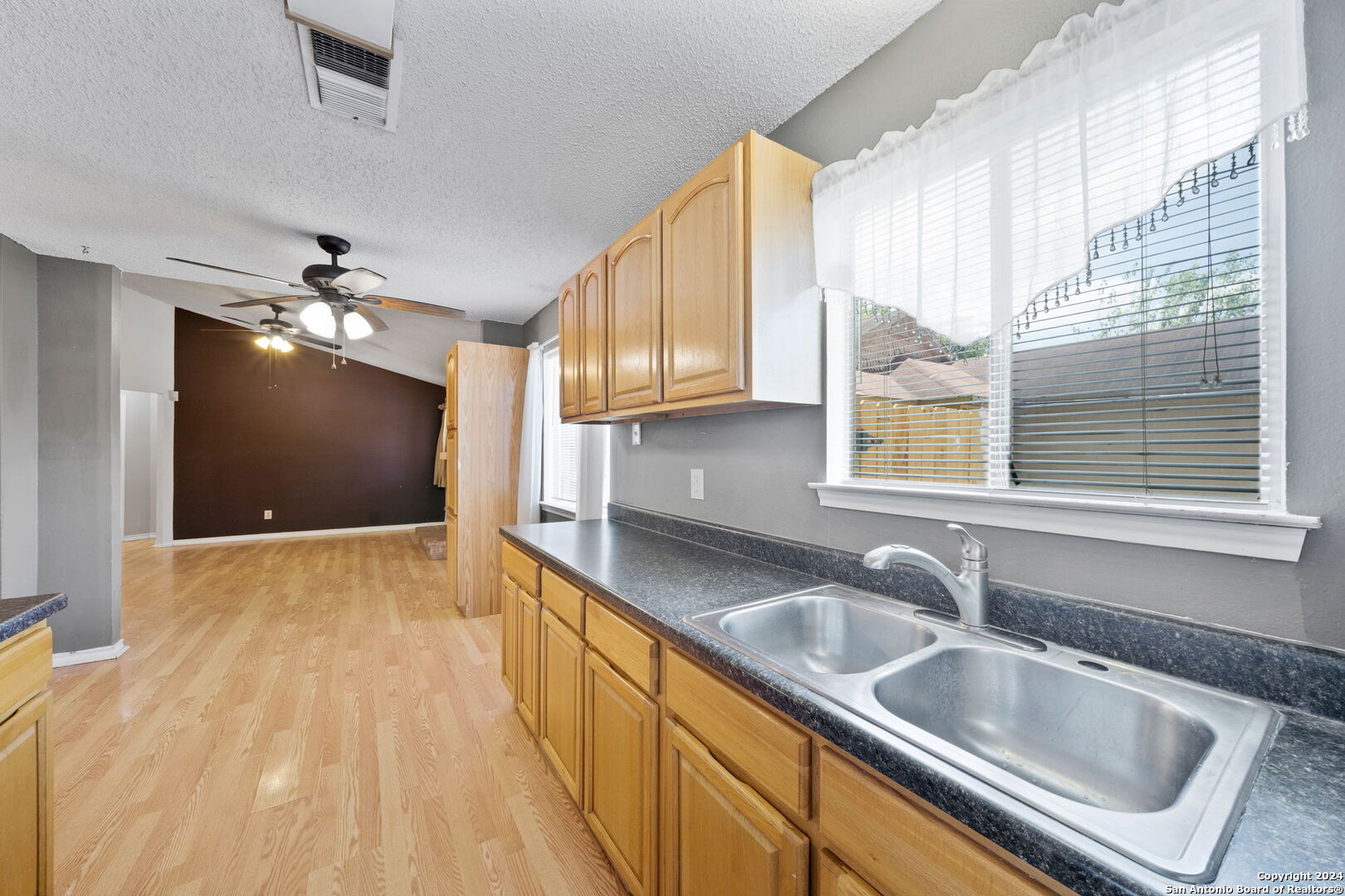 7208 HARDESTY