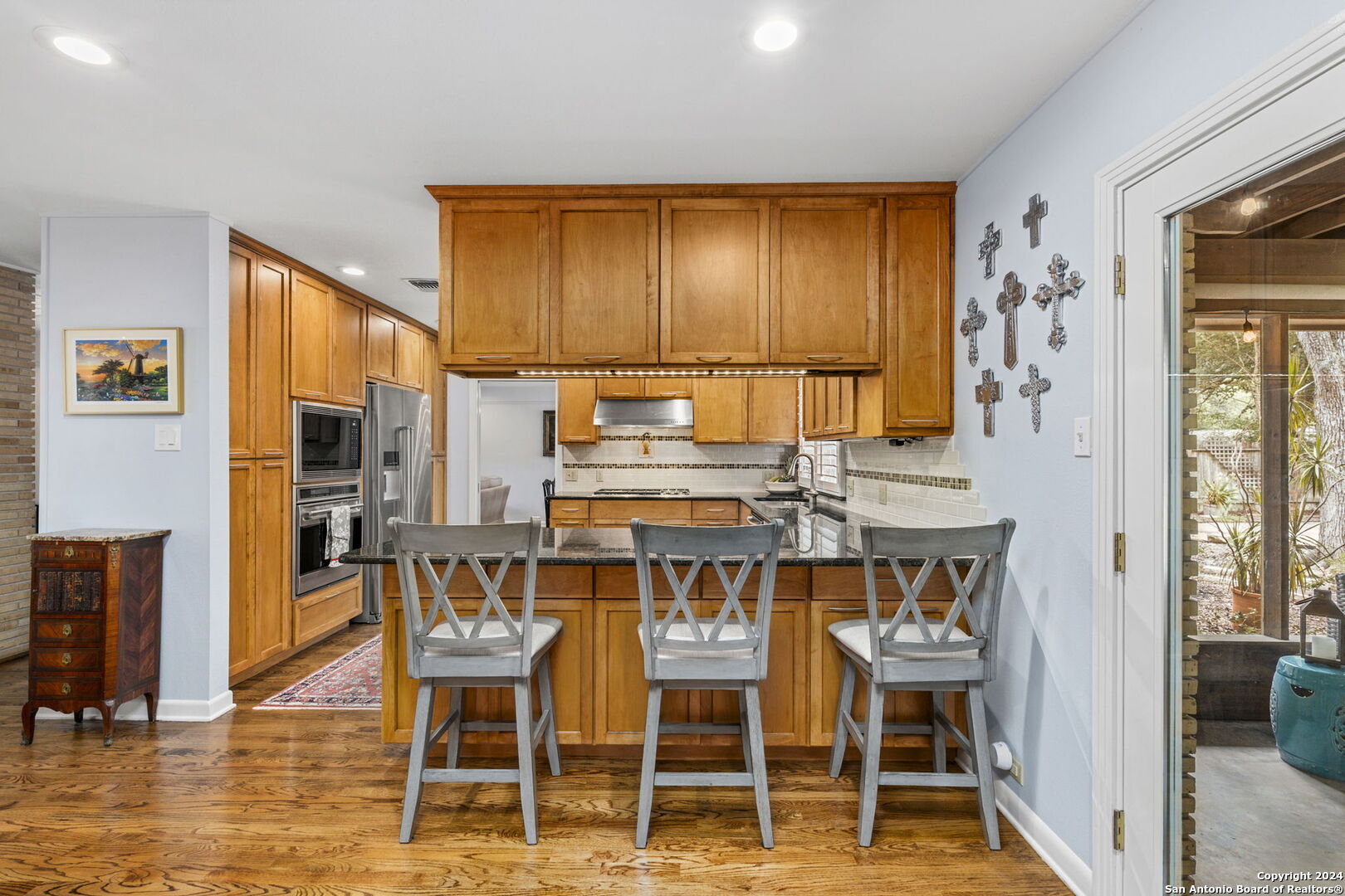 215 CAROLWOOD DR