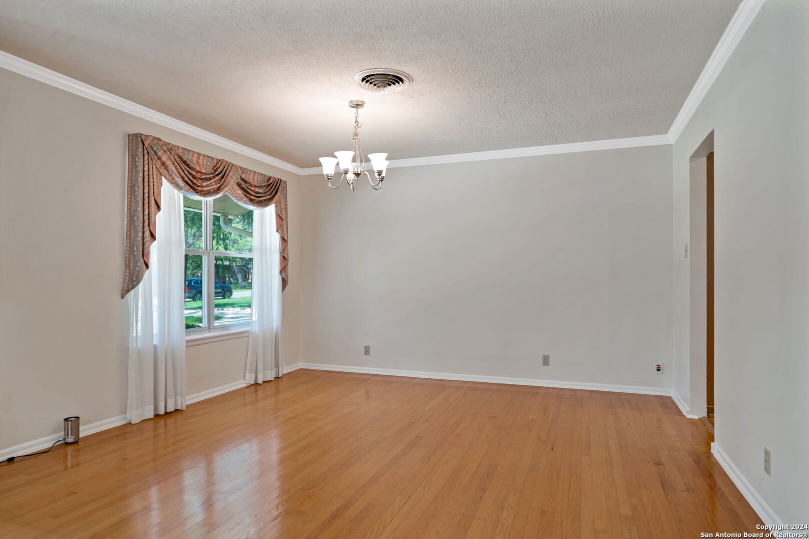 315 DONELLA DR