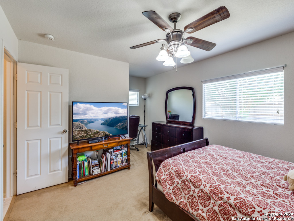 9315 SILVER VISTA