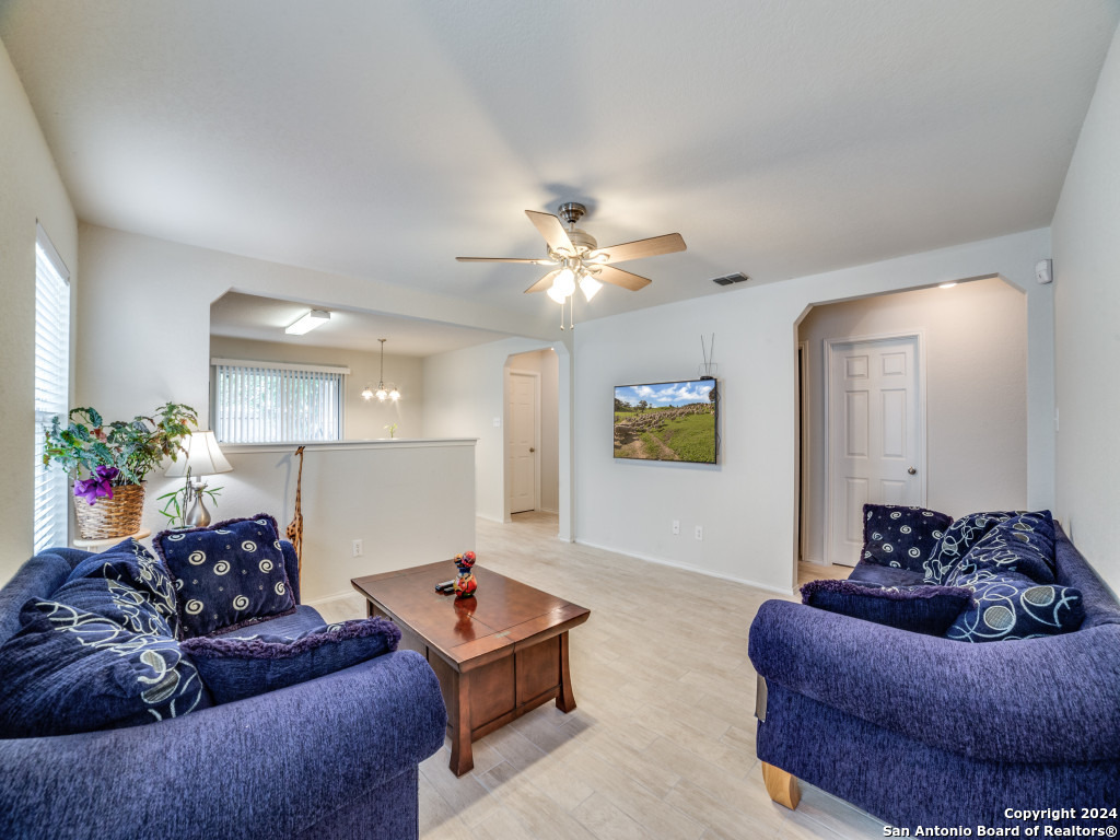 9315 SILVER VISTA