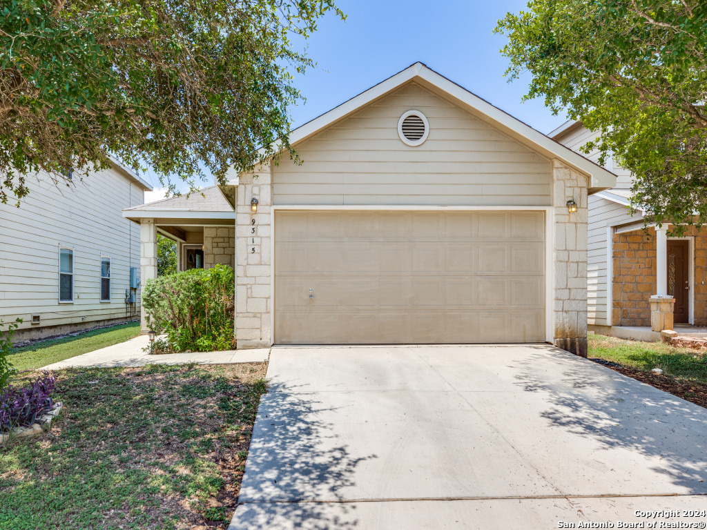 9315 SILVER VISTA